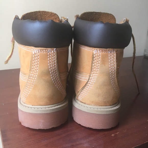 Kids’ Timberland Boot - Picture 2 of 4